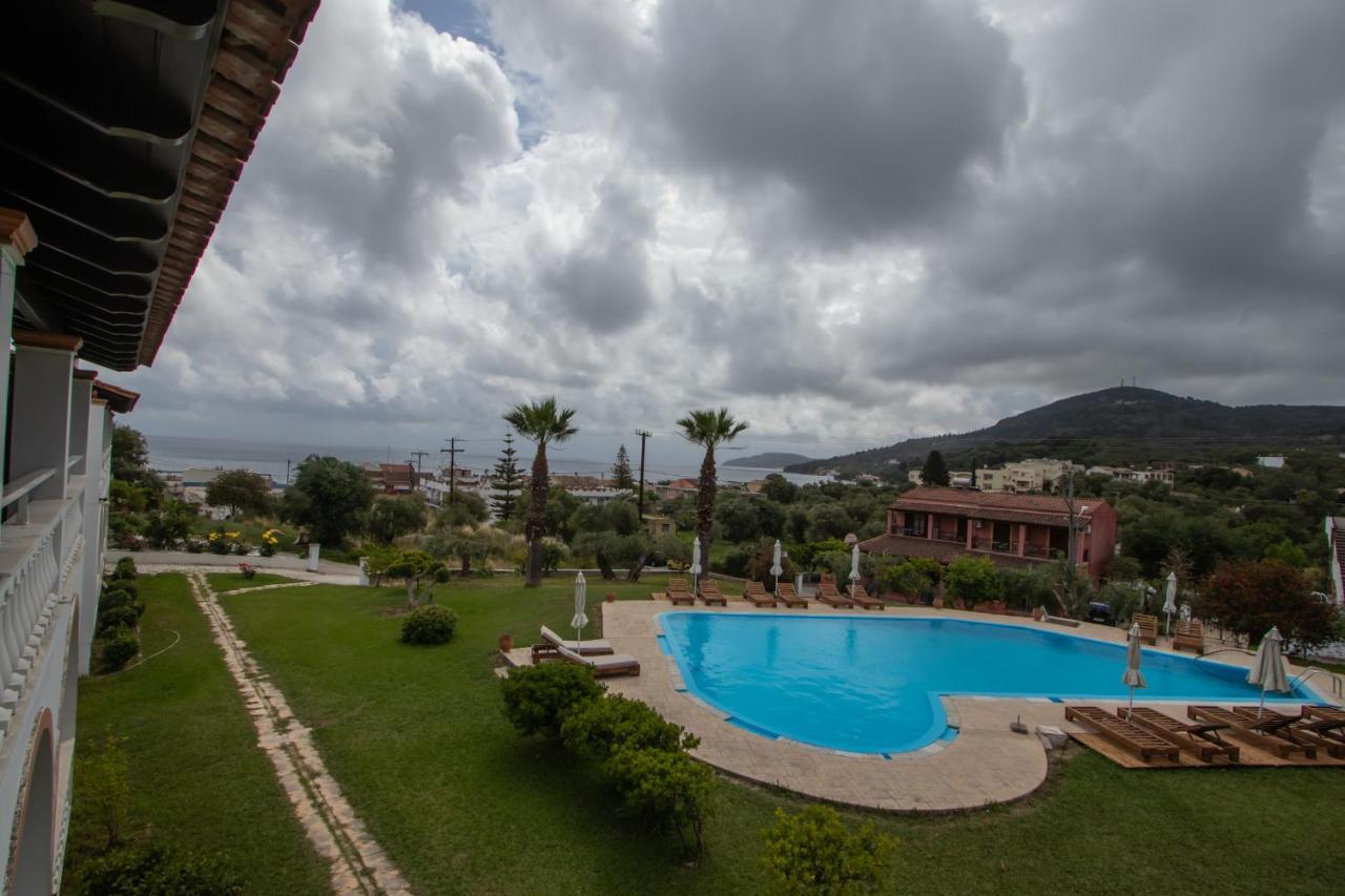 Zoi Apartmens Antonis Botsis Mesongí Exterior foto