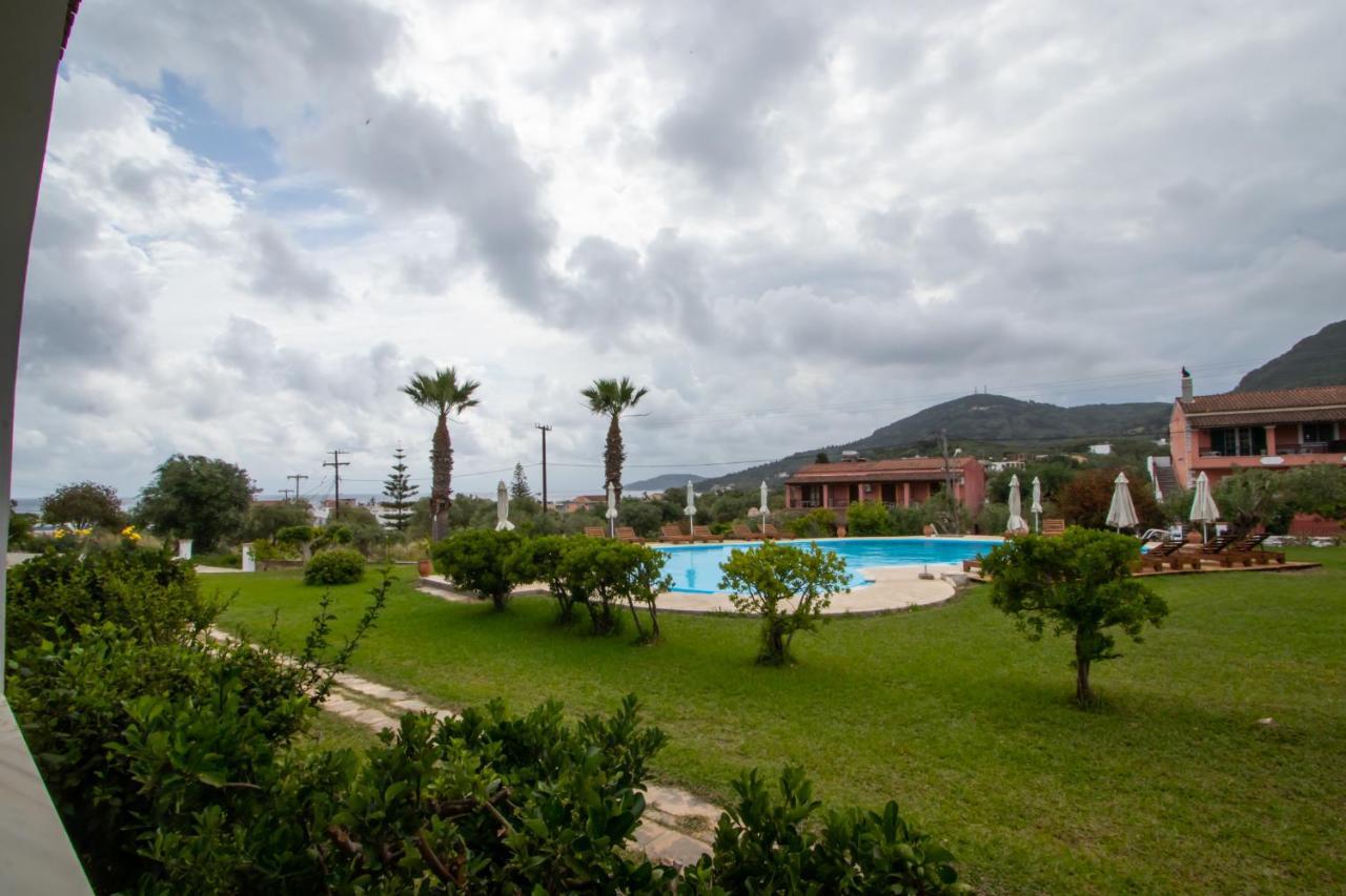 Zoi Apartmens Antonis Botsis Mesongí Exterior foto